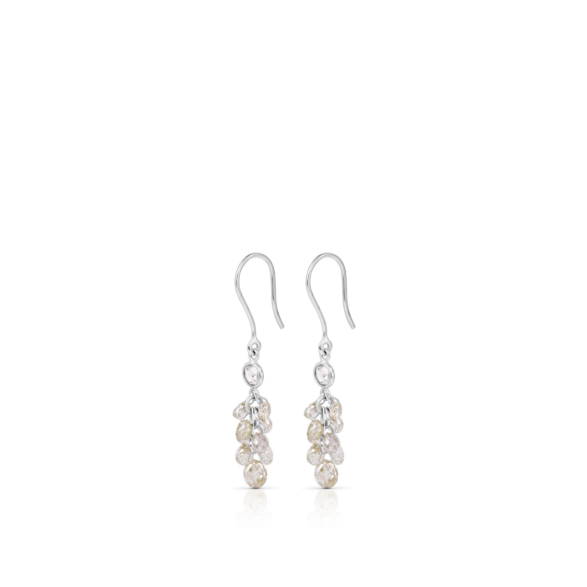 A NODE TO TRADITION EARRINGS - Aubrey Gems